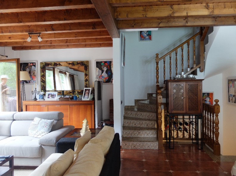 Casa adossada en venda a La Massana, 3 habitacions, 230 metres