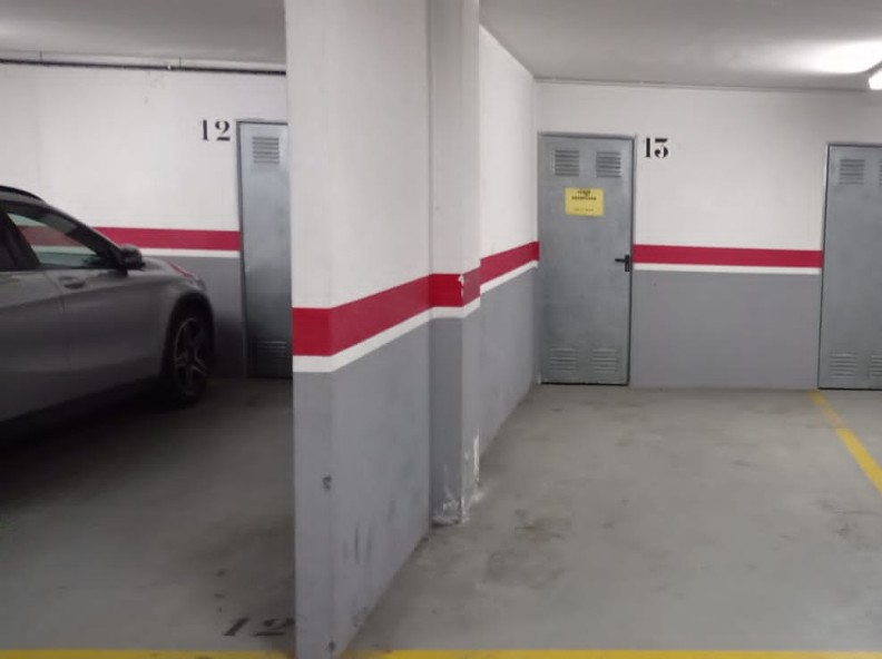 Compra Parking individual Anyós: 12 m² - 33.000 €