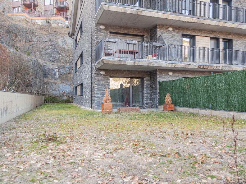 Piso en venta en Ordino, 3 habitaciones, 140 metros