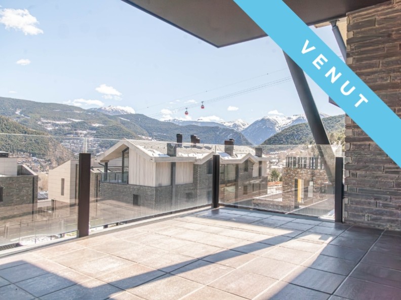 Buy Flat Escàs: 155 m² - 850.000 €