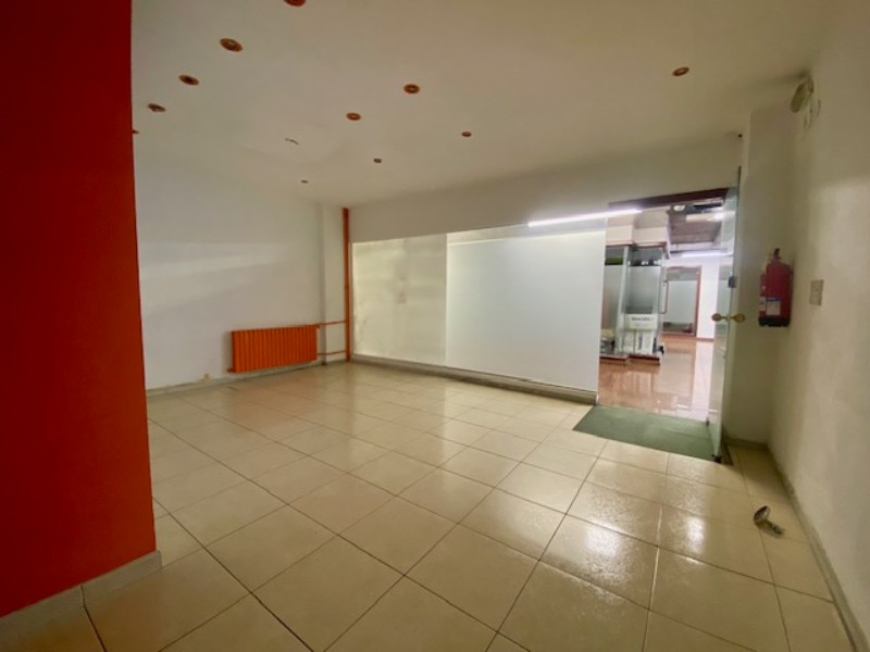 Compra 2a línia comercial Escaldes-Engordany: 37 m² - 400 €